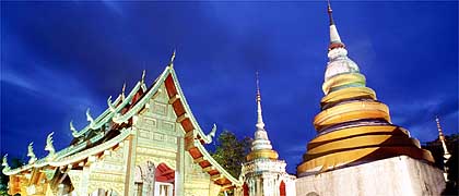 Tempel Phra Viharn Lai Kam: In  Chiang Mai gibt es mehr als 100 Tempelanlagen